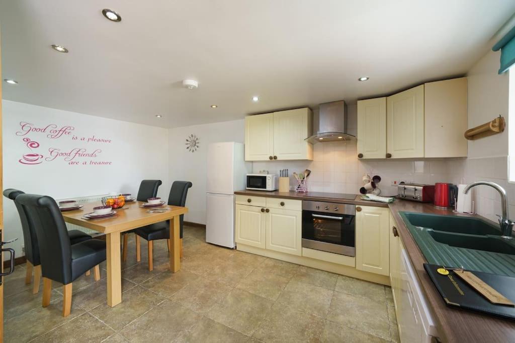 Millers Cottage Llandysul Экстерьер фото
